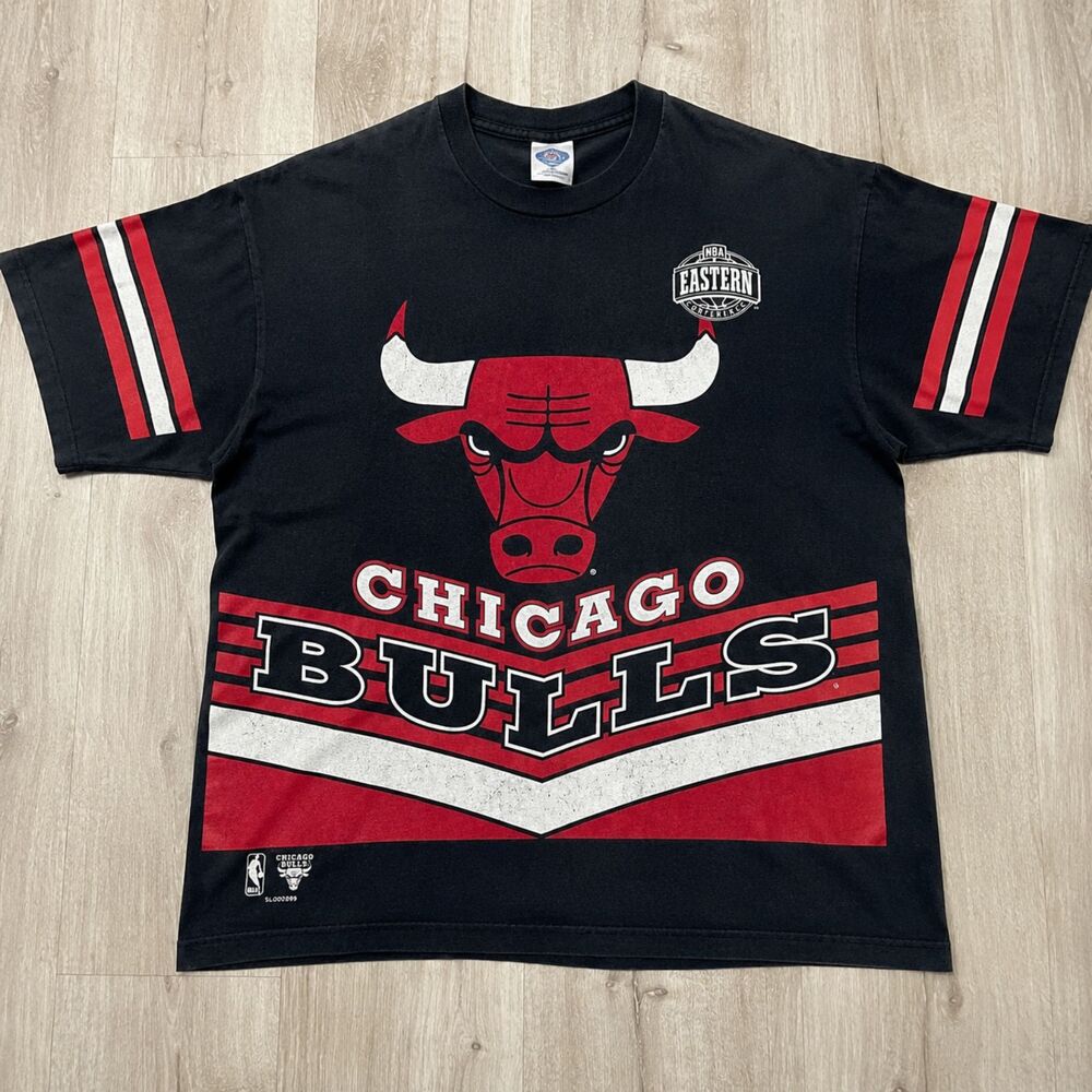 Vintage 90s Chicago Bulls Salem Sportswear NBA Graphic T Shirt XL Made USA